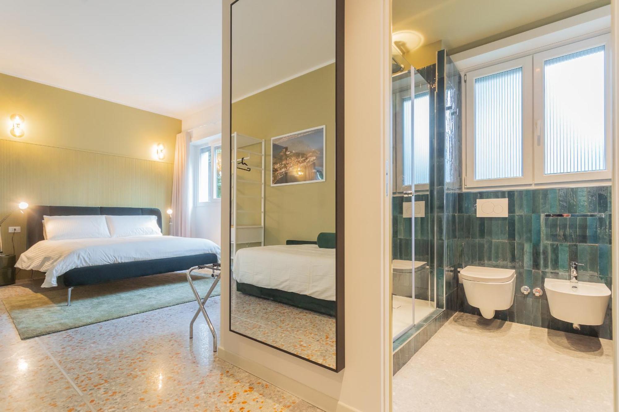 Marcello'S Como Lake Rom bilde